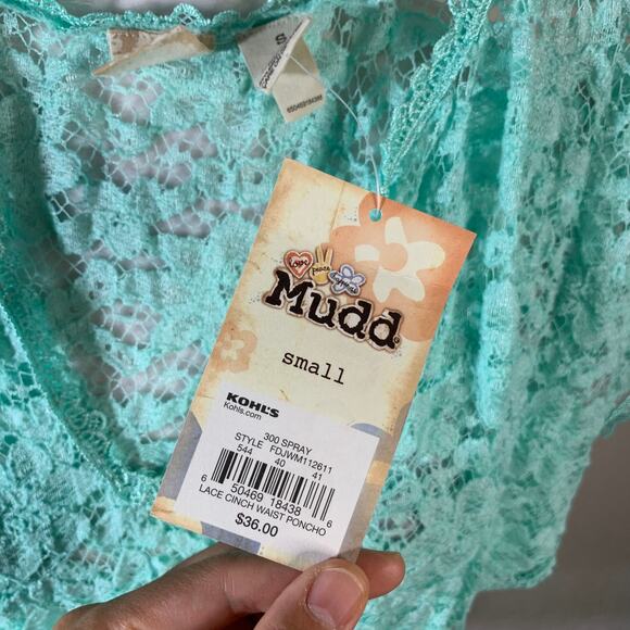 Green lace cute top size S (NWT) - Picture 5 of 7